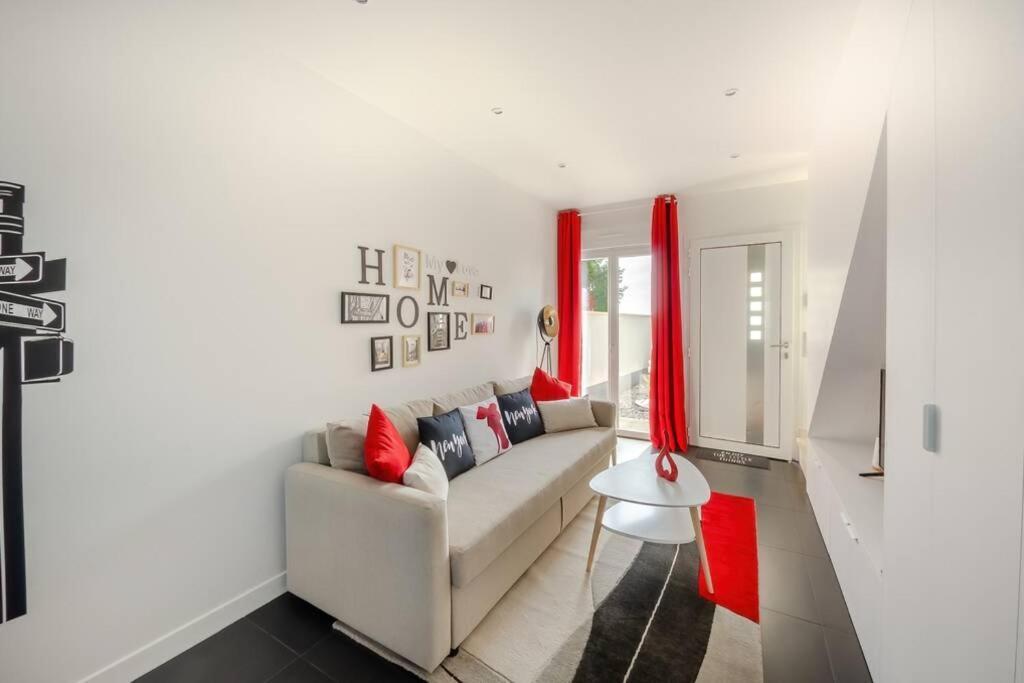 New York House Apartamento Villejust Exterior foto