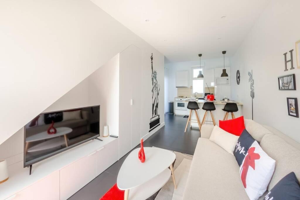 New York House Apartamento Villejust Exterior foto