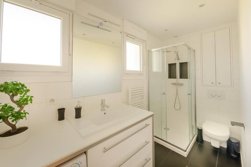 New York House Apartamento Villejust Exterior foto